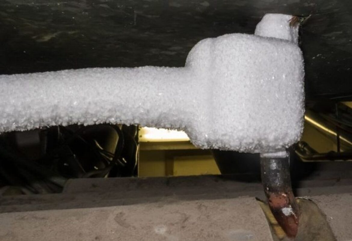 Frozen Evaporator Coil